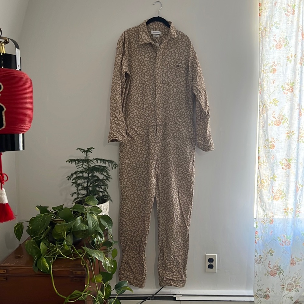 Urban outfitters jumpsuit NWT size s